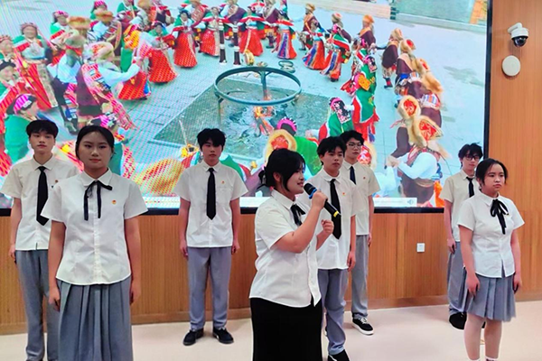 學院舉辦“畫好民族‘同心圓’，唱響民族團結進步歌”主題演講比賽